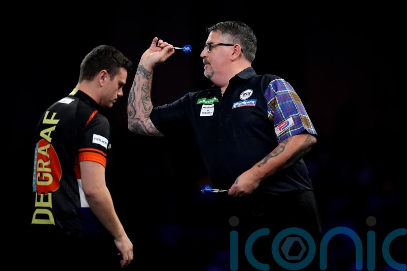 Unhappy birthday &ndash; former champion Gary Anderson bows out of World Championship