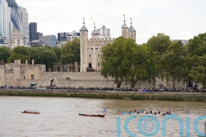 Ireland asked Tower of London to return &lsquo;illegally smuggled&rsquo; rare cannons