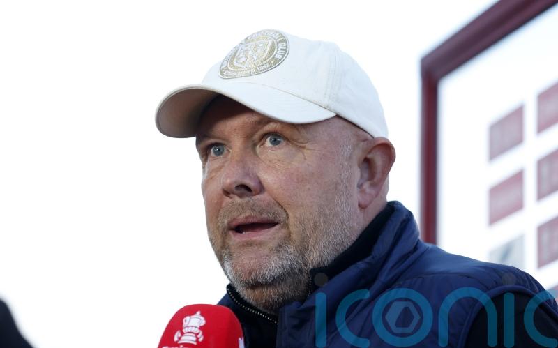 Andy Woodman settles for a point as Bromley are held by Swindon