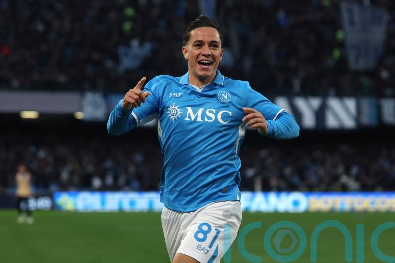 Napoli draw level with Serie A leaders Atalanta as Fiorentina hold Juventus