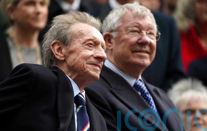Denis Law was &lsquo;cornerstone&rsquo; of Manchester United success &ndash; Sir Alex Ferguson