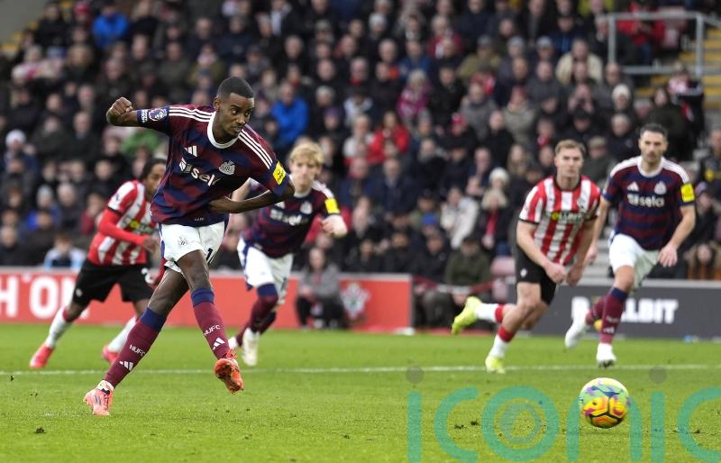 Newcastle boss Eddie Howe happy to give in-form Alexander Isak freedom