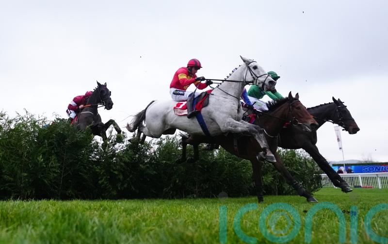 Vanillier ends victory drought in Punchestown double for Cromwell