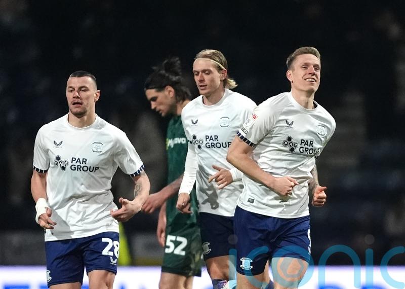 Emil Riis stunner denies Millwall boss Alex Neil victory on Preston return