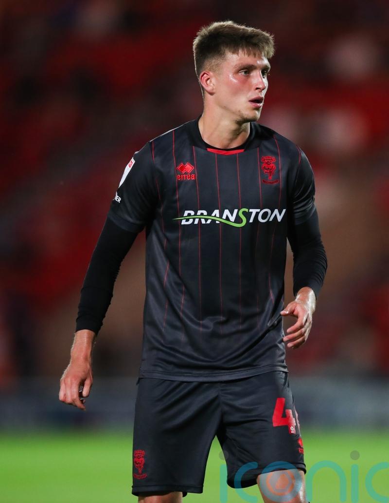 Southend score last-gasp leveller to deny Yeovil