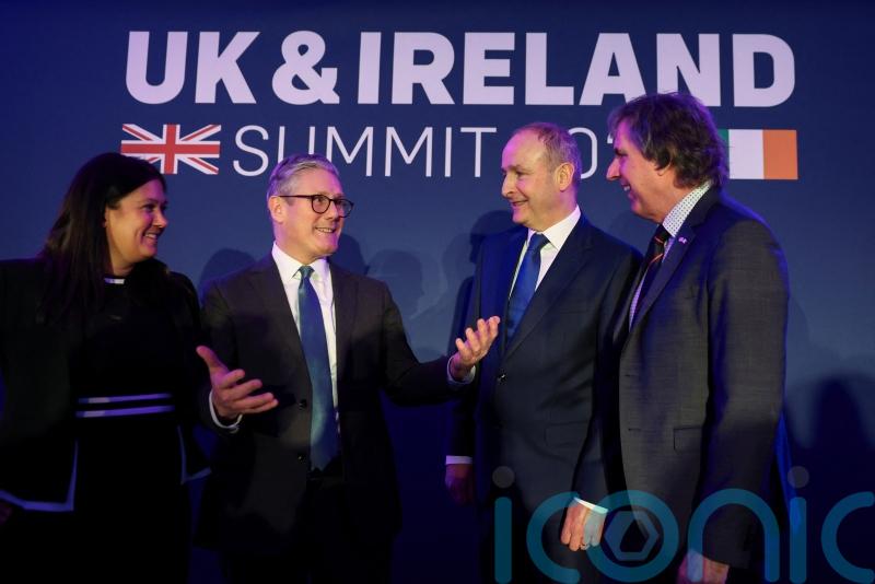 UK and Ireland set to agree enhanced co-operation at summit