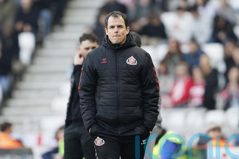 Regis le Bris praises Eliezer Mayenda after Sunderland beat Cardiff