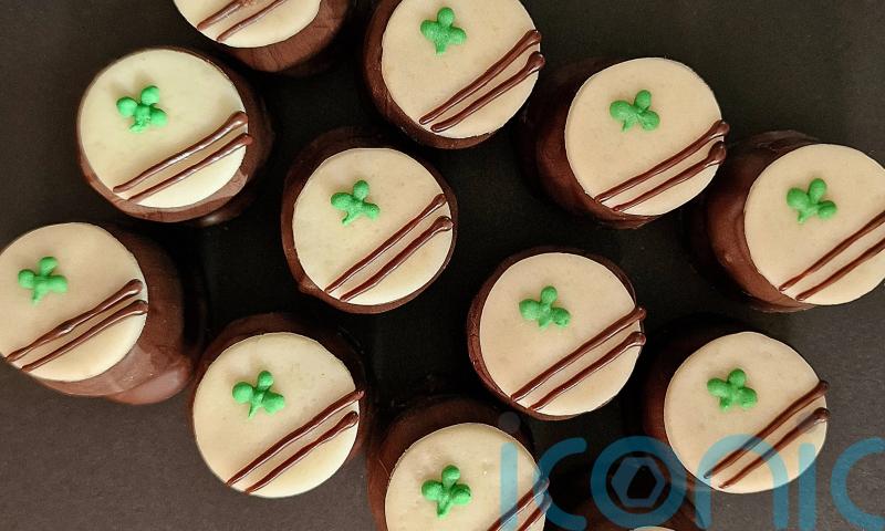 Hungarian refugee&rsquo;s cake returns to Budapest for St Patrick&rsquo;s Day