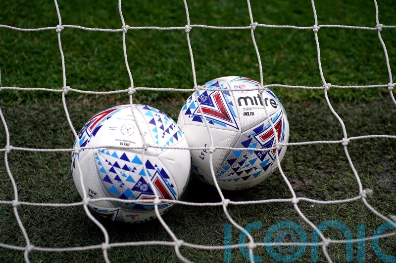 Late goal earns Oldham a point against Rochdale