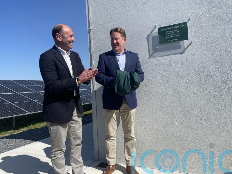 Minister meets Attorney General over Dublin Airport passenger cap