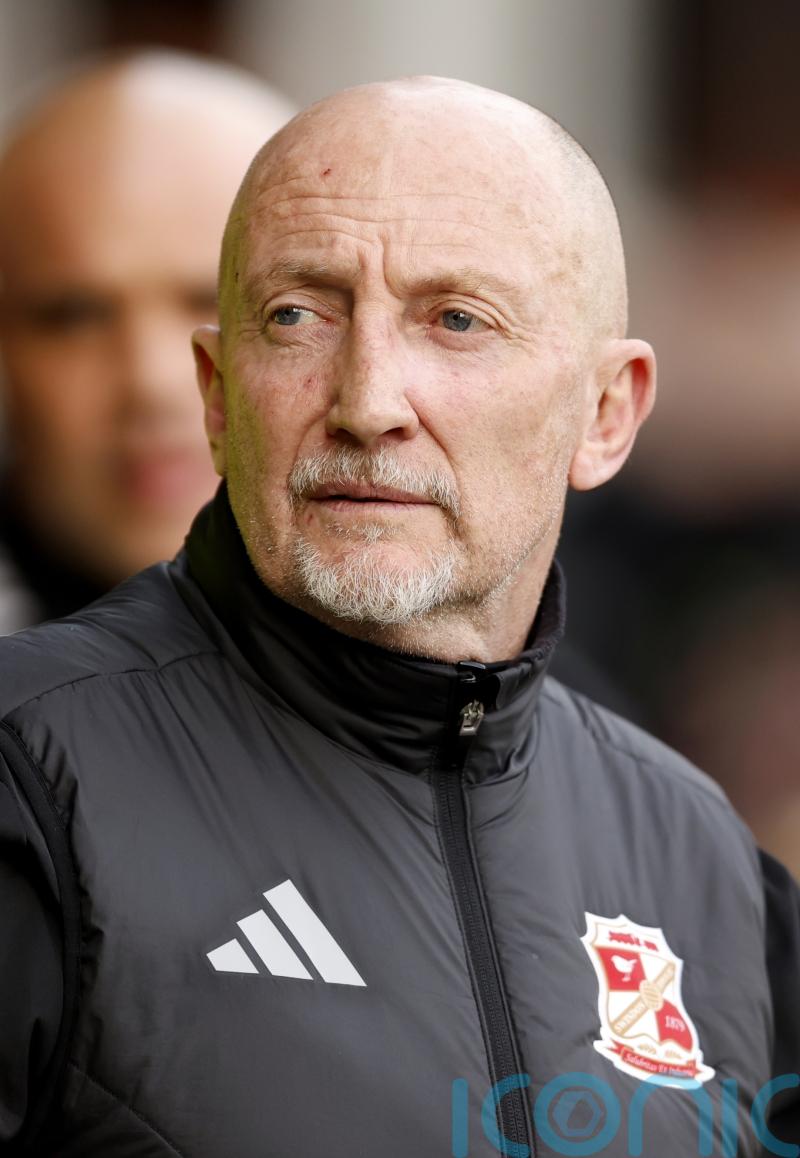 Ian Holloway full of pride despite seeing Swindon&rsquo;s play-off hopes ended