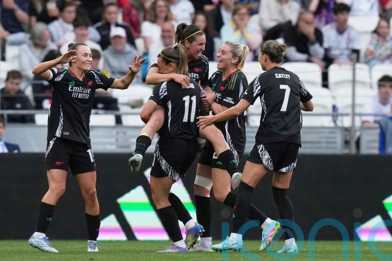 Arsenal into Women&rsquo;s Champions League final with stunning second-leg win in Lyon