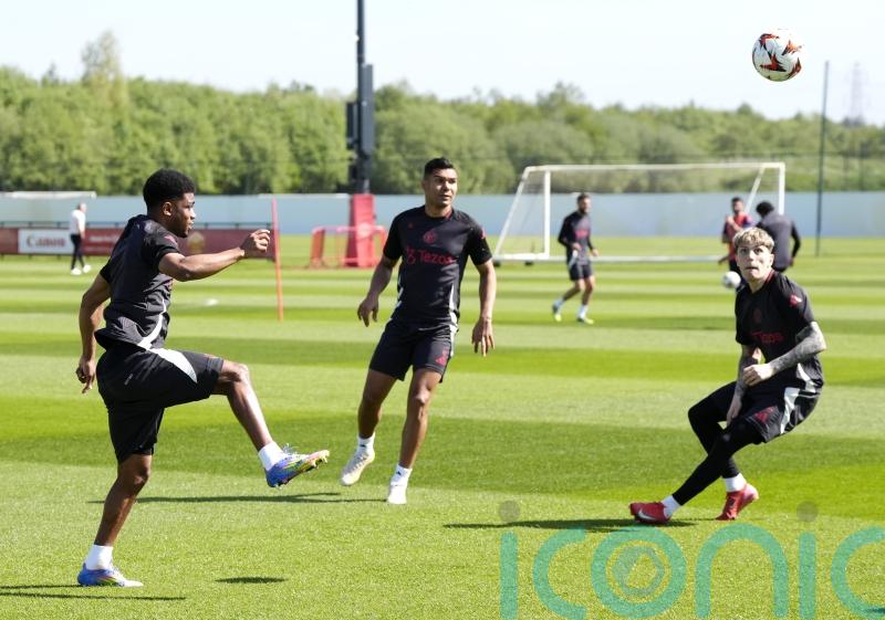 Amad Diallo and Matthijs de Ligt train as Man United prepare to travel to Bilbao