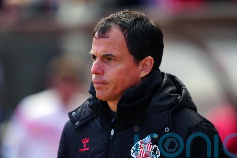 Regis Le Bris looking for play-off reaction as Sunderland losing run continues