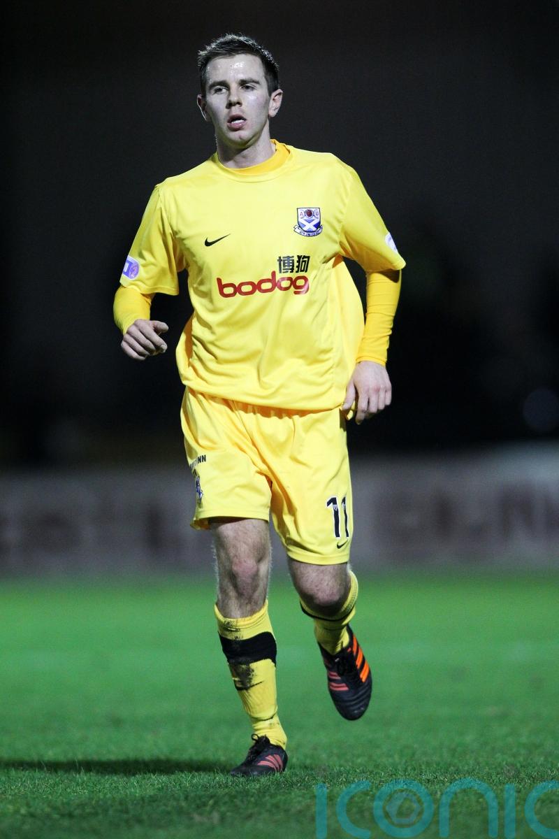 East Fife beat nine-man Annan Athletic in play-off first leg