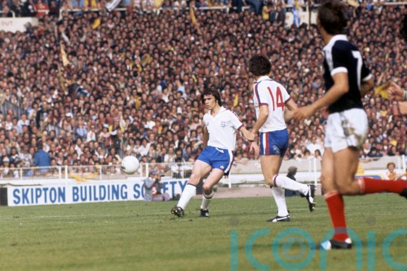 Dave Watson&rsquo;s family &lsquo;outraged&rsquo; he was not invited to an event at Sunderland