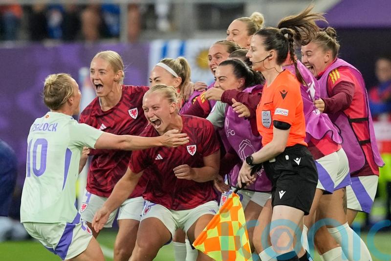 &lsquo;Proud&rsquo; Jess Fishlock keen to look at the positives after Wales defeat