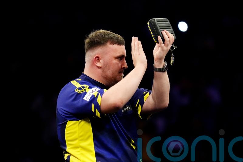 Luke Littler hammers Ryan Searle at World Matchplay