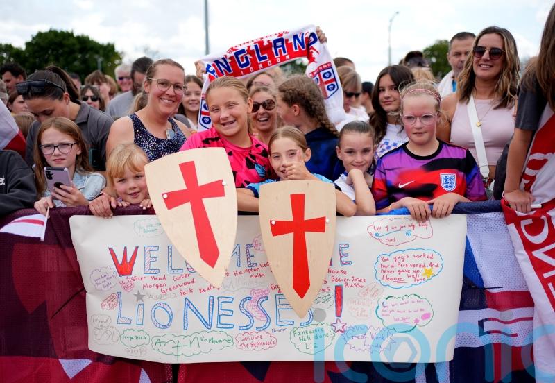 No 10 brushes off calls for extra bank holiday to mark Lionesses&rsquo; victory
