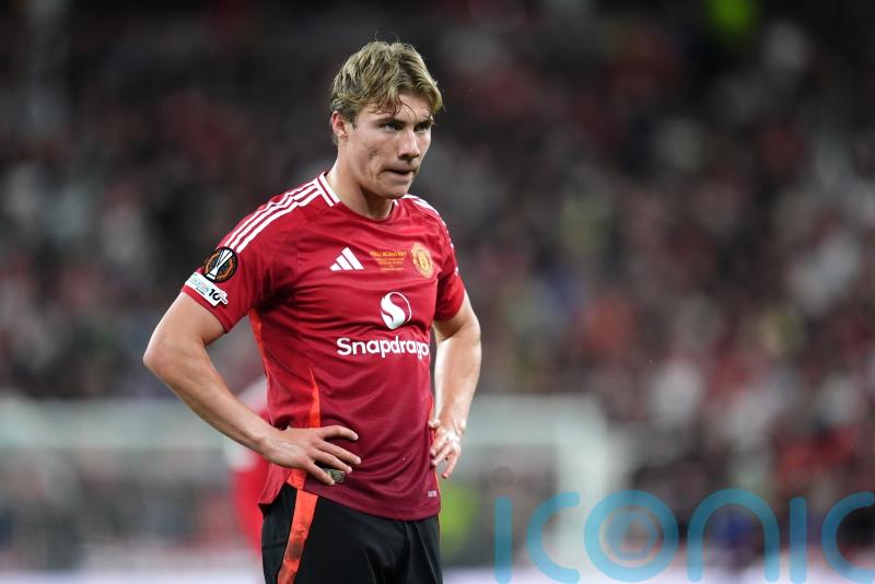 Rasmus Hojlund vows to fight for his place as Man Utd linked with Benjamin Sesko