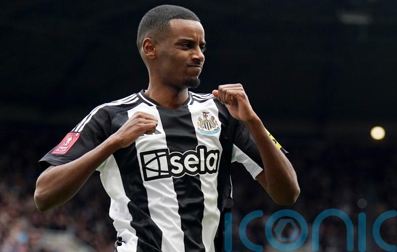 Eddie Howe hopes Alexander Isak will return to training with Newcastle
