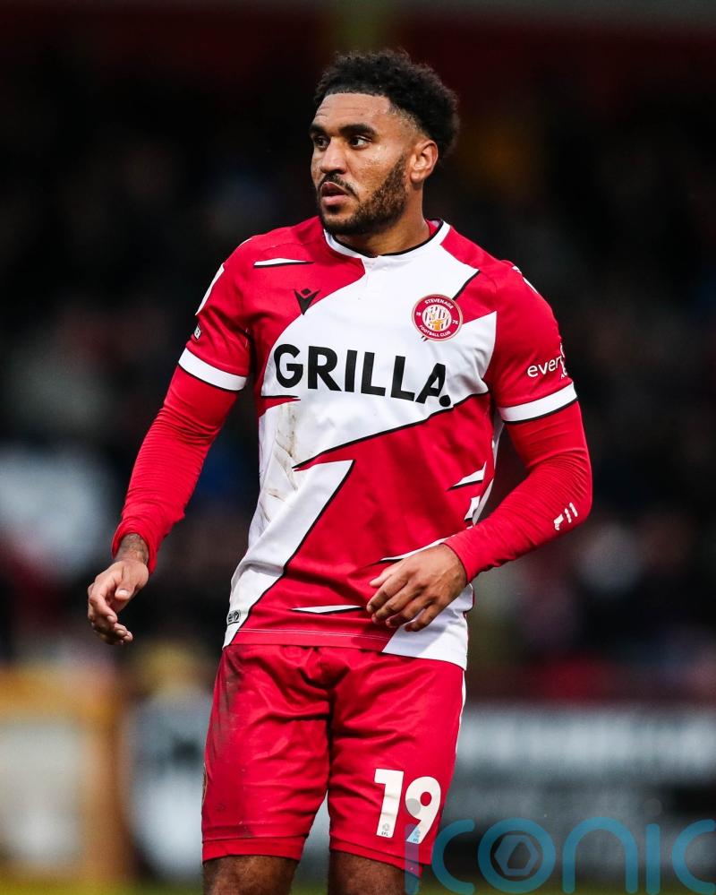 Jamie Reid effort enough as Stevenage edge Rotherham to maintain winning start