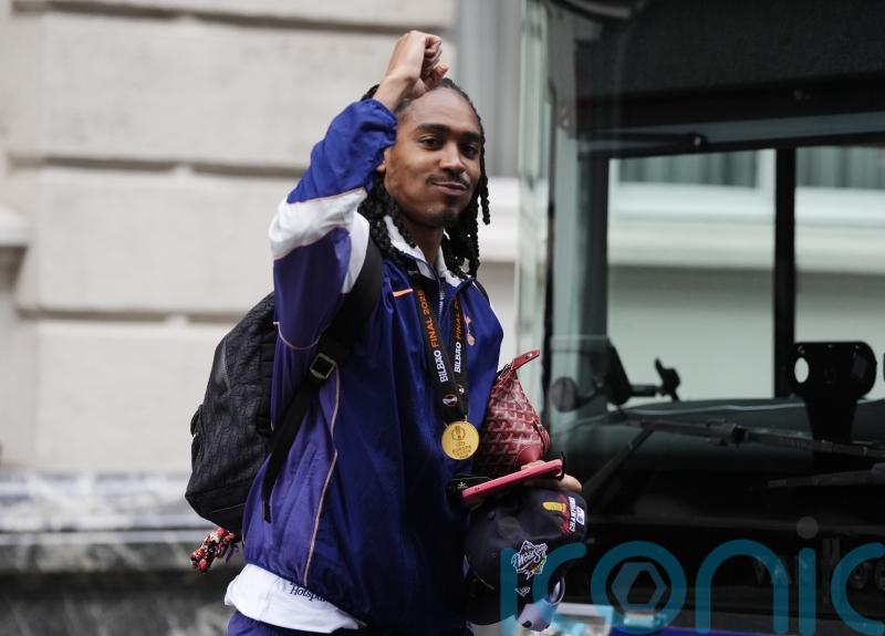 Djed Spence signs new contract at Tottenham