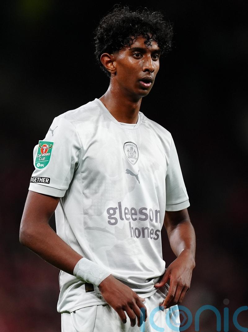 Vimal Yoganathan must learn from red card &ndash; Barnsley boss Conor Hourihane