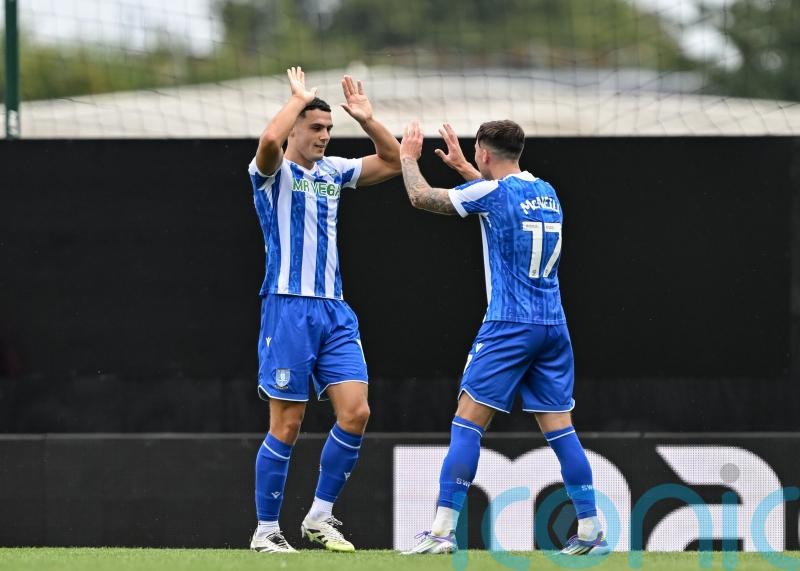 Sheffield Wednesday fight back from two goals down to earn draw at Wrexham