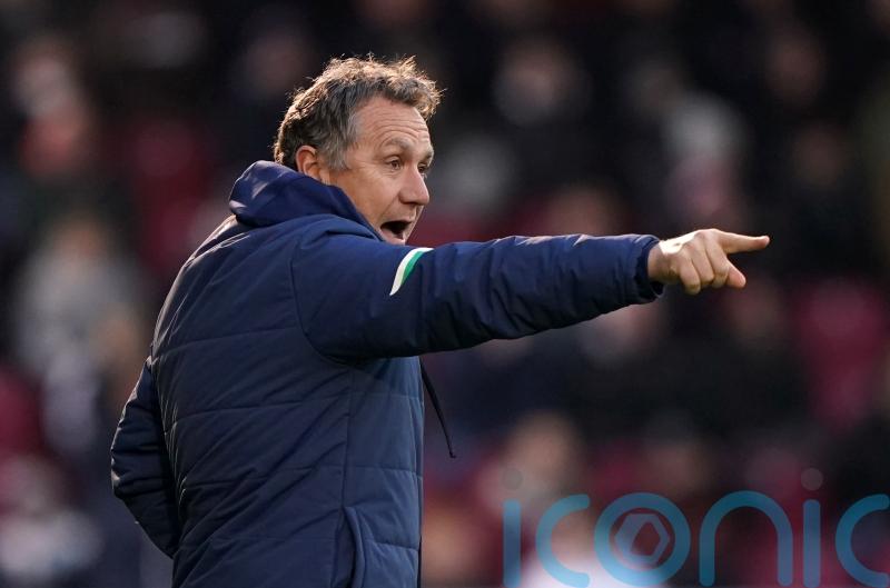 Micky Mellon fumes at &lsquo;rubbish goal&rsquo; conceded during Oldham&rsquo;s draw at Fleetwood