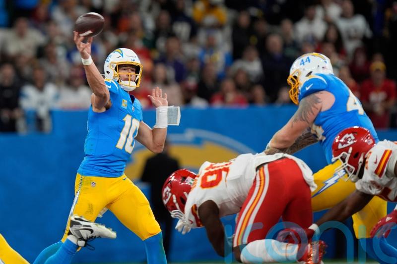 Justin Herbert outshines Patrick Mahomes as LA Chargers win NFL opener