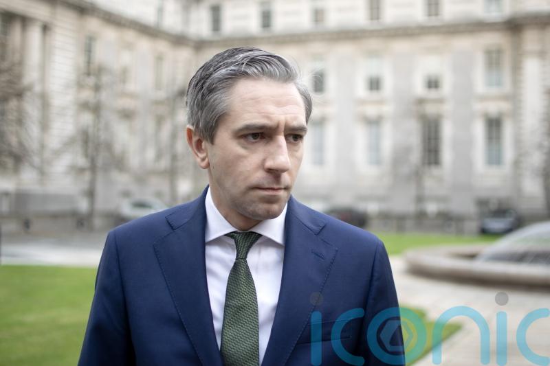 Bomb threats made against Simon Harris&rsquo;s home