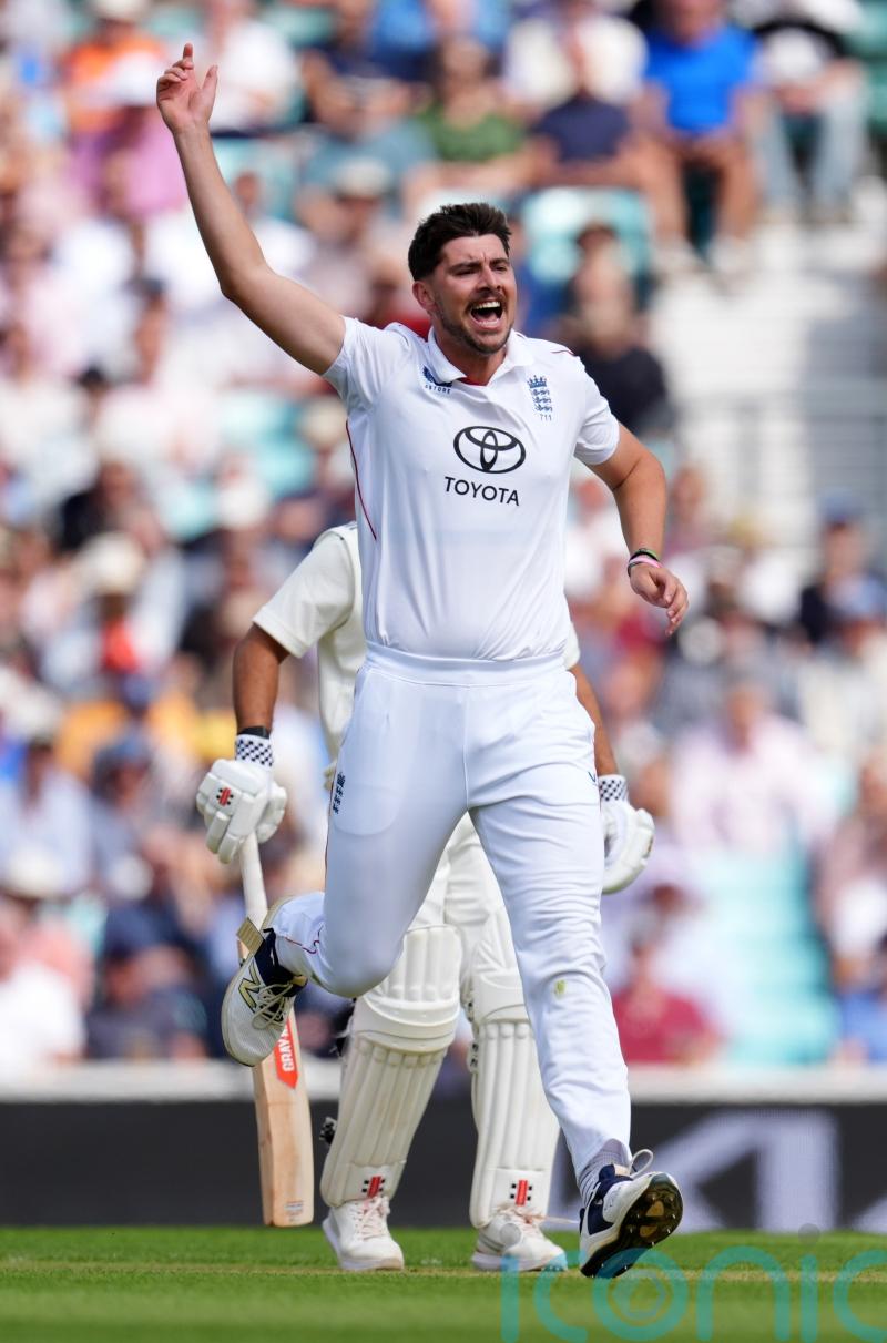 Josh Tongue haunts former club Worcestershire to put Nottinghamshire in control