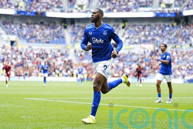 Everton striker Beto expecting different Anfield welcome from his last visit