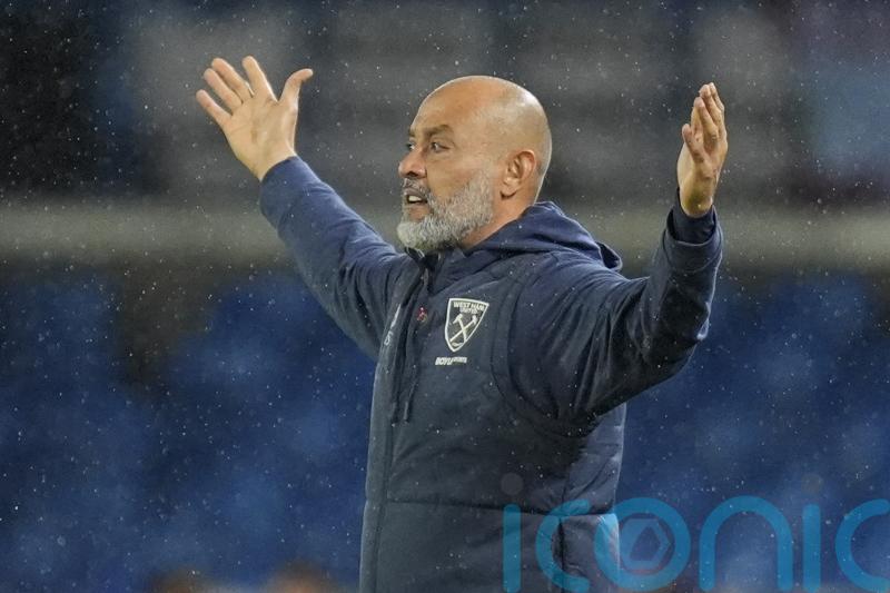 Nuno Espirito Santo worried by West Ham&rsquo;s plight after defeat at Leeds