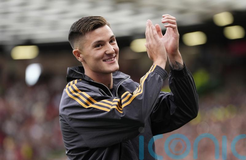 Benjamin Sesko only missing &lsquo;few weeks&rsquo; as Man Utd star avoids serious injury