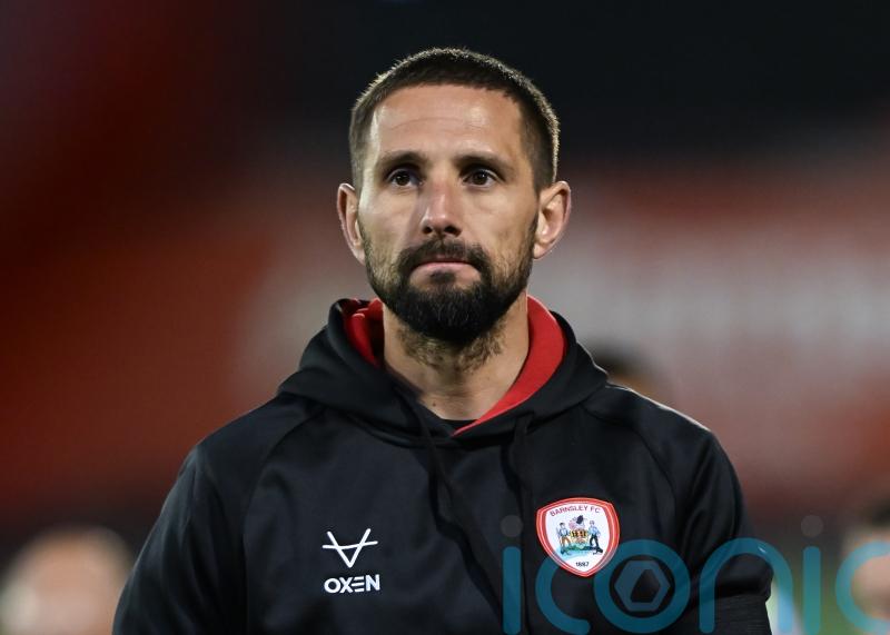 Conor Hourihane bemoans &lsquo;moment of madness&rsquo; as Barnsley lose at Lincoln