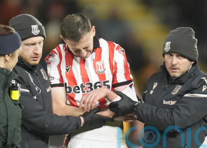 Robert Bozenik suffers dislocated shoulder in Stoke&rsquo;s win at Hull