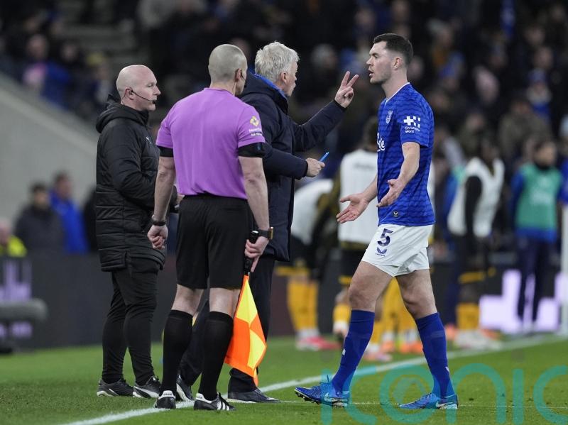 David Moyes angry with officials over Michael Keane red card