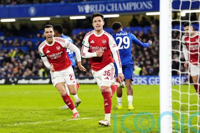 Arsenal edge first leg at Chelsea but Alejandro Garnacho double keeps tie alive