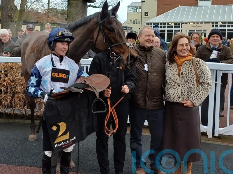 Haydock delight for Megan Fox with Brentford Hope