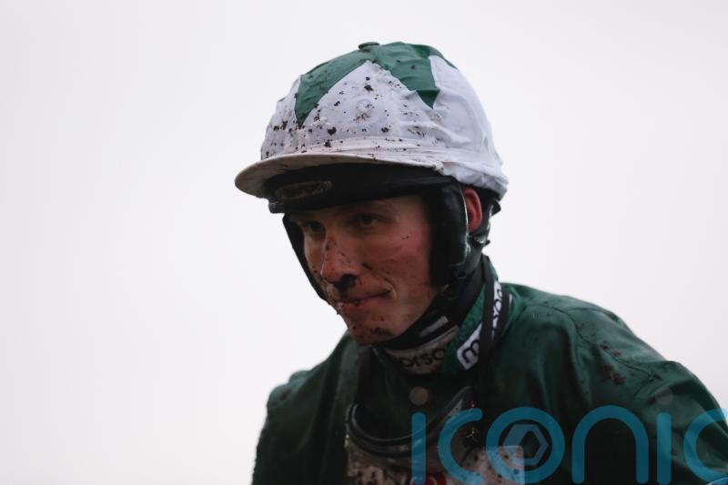 Twiston-Davies steps in for Minella Yoga mount on Saturday