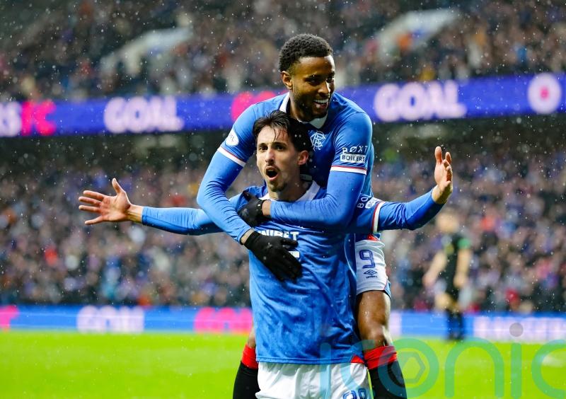 Rangers climb to William Hill Premiership summit after beating Dundee United